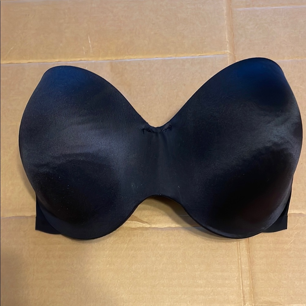 Black Strapless Bra